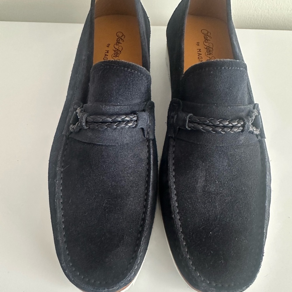 Saks Fifth Avenue by Magnanni Blue Suede Loafers, Size 8M